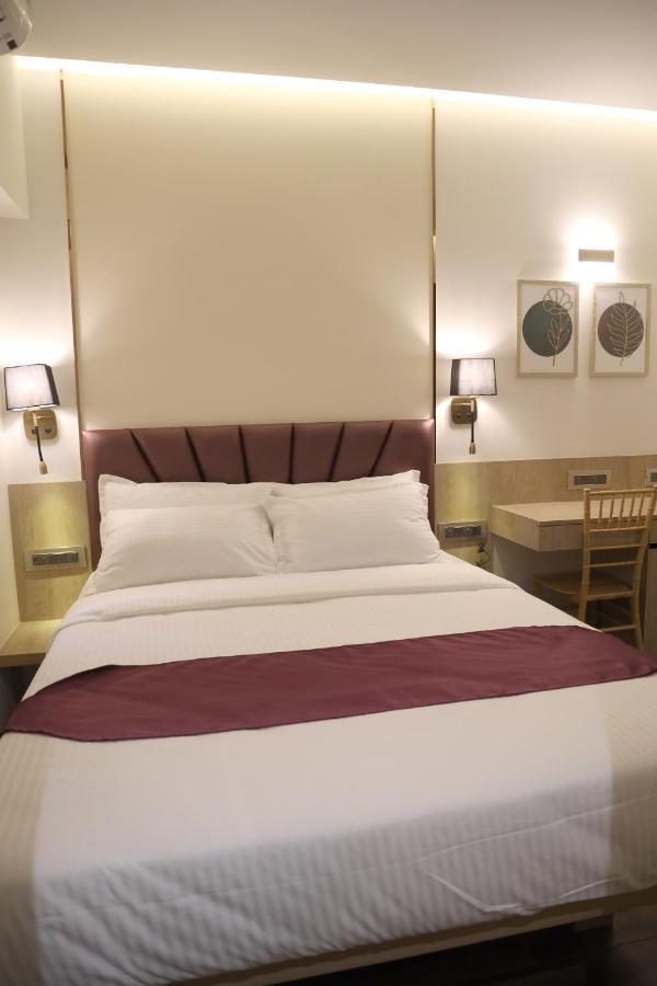 Vishal Hall Hotel Mumbai Ngoại thất bức ảnh
