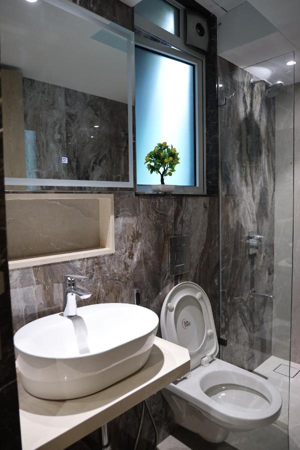 Vishal Hall Hotel Mumbai Ngoại thất bức ảnh