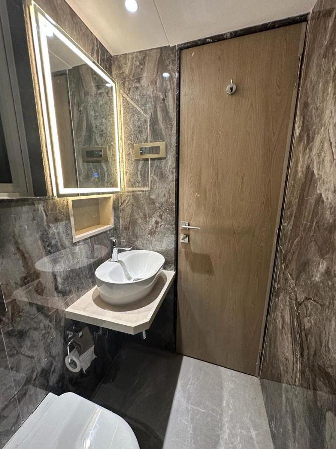 Vishal Hall Hotel Mumbai Ngoại thất bức ảnh
